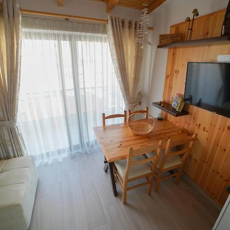 City Glow Apartments Sarandë エクステリア 写真